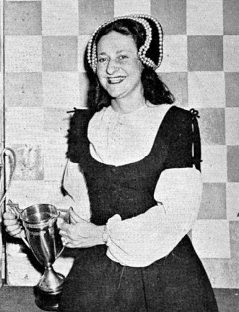 “Women of the Kahn Family: A Quiet&nbsp;Dignity”